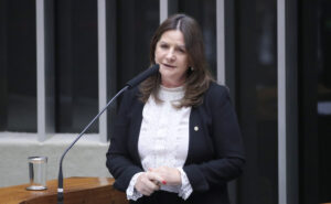 Atestado de Fibromialgia terá Validade Permanente após Aprovação em Comissão