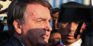 Costa Neto e ex-assessor de Bolsonaro prestam depoimentos à PF sobre golpe de 8 de janeiro