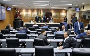 Câmara de Natal aprova reestruturação de secretarias e cria escritório em Brasília