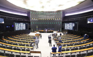 Reforma tributária: recolhimento de tributos no ato da compra e prazos para devolução