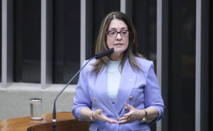 Campanhas sobre câncer infantil priorizarão sintomas, define projeto aprovado na Câmara