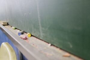 Escolas privadas de Natal projetam aumento de até 9% nas mensalidades para 2025, aponta Procon