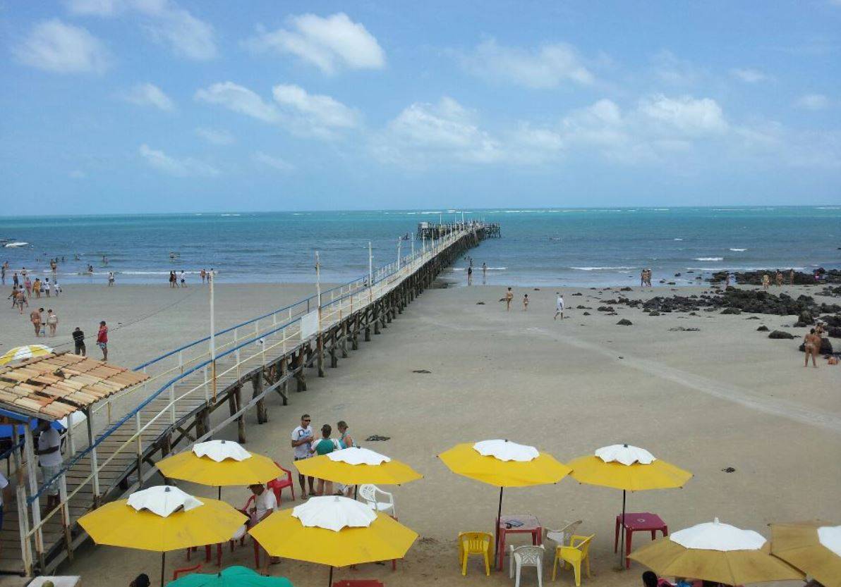 MP pede moderação no uso de som nas praias de Pirangi e Cotovelo durante veraneio