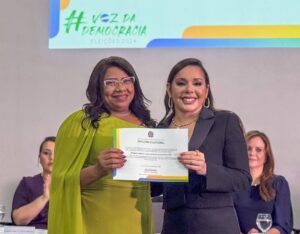 Nilda e Kátia Pires são diplomadas em Parnamirim, marcando posse histórica