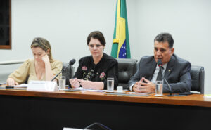 Presídios: debate sobre ala separada para mulheres trans acende polêmica