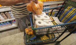 Cesta básica tem alta em 13 capitais; veja onde os preços subiram mais