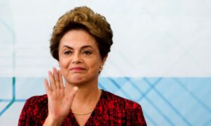 Dilma Rousseff reeleita presidente do Banco do Brics após indicação de Putin e articulação de Lula