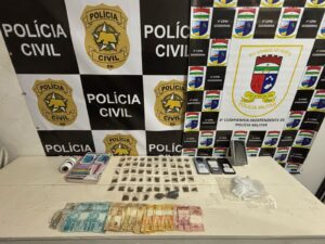 Mãe e filho são presos por tráfico de drogas em Sibaúma, Tibau do Sul (RN)