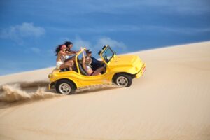 Rio Grande do Norte Imersivo: Realidade Virtual Leva Passeio de Buggy às Dunas Potiguares na Convenção da CVC
