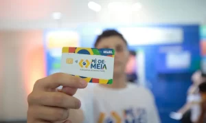 TCU desbloqueia R$ 6 bilhões do programa Pé-de-Meia e exige inclusão no Orçamento de 2025