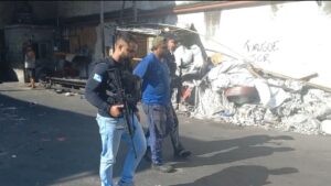 Foragidos do RN por homicídio são presos em operação no Jacarezinho, Rio de Janeiro