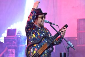 Geraldo Azevedo celebra 80 anos com show em Natal em maio de 2025
