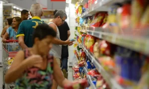 Governo Lula Busca Estratégias para Controlar Inflação de Alimentos em Reuniões com Setor