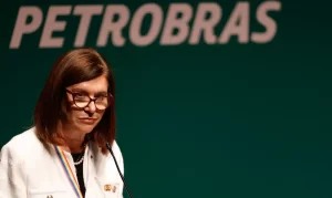 Petrobras anuncia redução de R$ 0,17 no preço do diesel a partir desta terça-feira