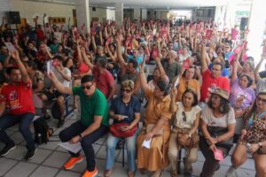 Professores da rede estadual do RN mantêm greve após rejeitar proposta do governo