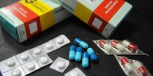 Reajuste de medicamentos pode chegar a 5,06% a partir de segunda-feira