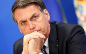 STF Julga Denúncia Contra Bolsonaro e Sete Outros por Tentativa de Golpe de Estado