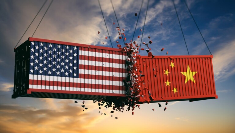 Guerra comercial: novas tarifas entre EUA e China geram instabilidade e preocupam economistas com recessão