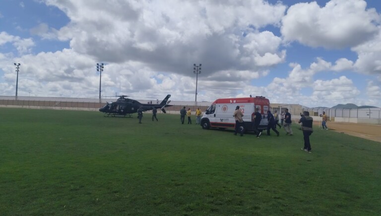 Jair Bolsonaro é hospitalizado no Rio Grande do Norte após mal-estar