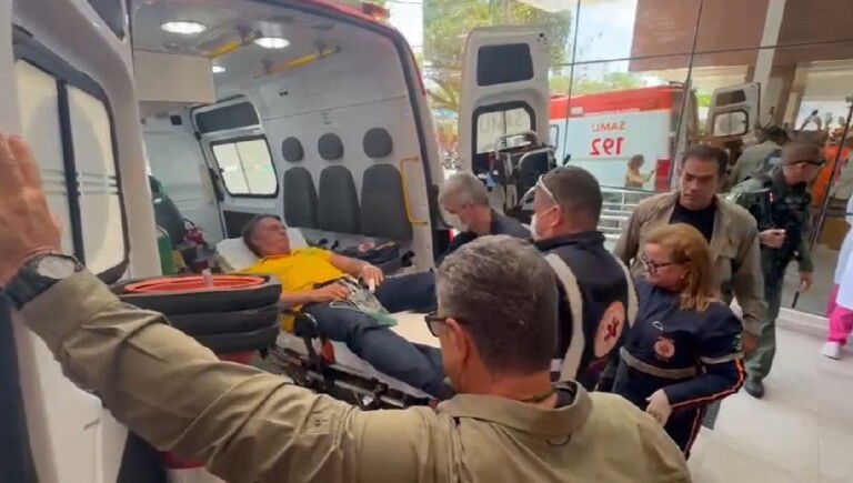 Jair Bolsonaro é Internado no RN com Distensão Abdominal; Estado de Saúde é Estável