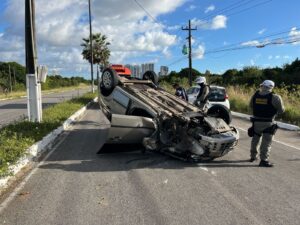 Acidente na Rota do Sol, em Natal, deixa motorista ferido; suspeita é de embriaguez