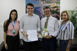 Câmara de Parnamirim e Igreja de Jesus Cristo firmam parceria para curso de inglês gratuito