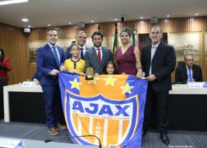 Câmara Municipal de Natal homenageia personalidades do esporte com a Comenda Marinho Chagas