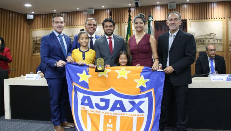 Câmara Municipal de Natal homenageia personalidades do esporte com a Comenda Marinho Chagas