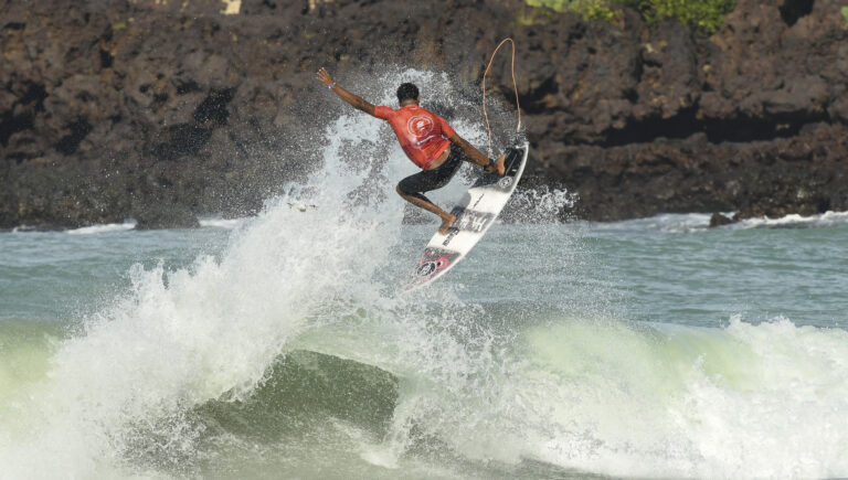 Cauã Costa domina etapa de Natal do Circuito Banco do Brasil de Surfe com maior pontuação