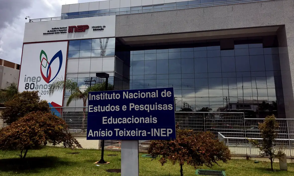 Inscrições para o Encceja 2025 terminam nesta sexta (2); provas serão aplicadas em agosto