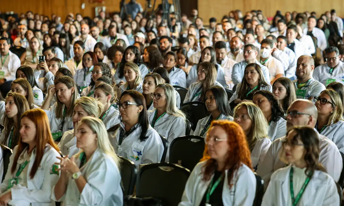 Novo edital do Mais Médicos oferece 3.174 vagas para atuação em áreas prioritárias