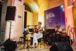 Valéria Oliveira apresenta show especial na Pinacoteca Potiguar durante a exposição ‘Faces do Reduto’
