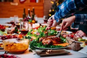 Ceia de Natal em Natal tem alta de 6% em 2024, aponta Procon